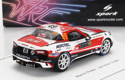 Modèle réduit détaillé de la voiture Abarth 124 Rally rouge et blanche avec décalcomanies de course et numéro 49, proposé sur Vroomi.