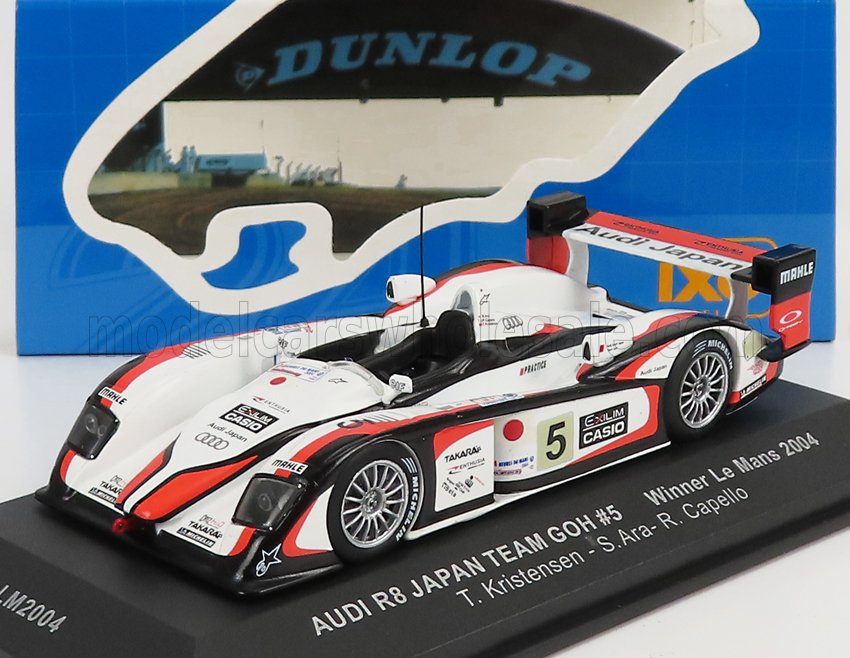 Modèle réduit Audi R8 Japan Team GOH n° 5 à l'échelle 1:43, vainqueur du Mans 2004, présenté avec son emballage d'origine, vendu sur Vroomi.