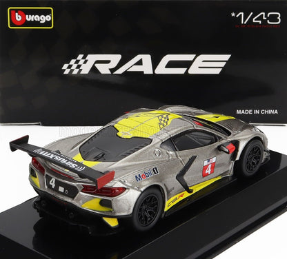 Modèle réduit de voiture de course Bburago à l'échelle 1/43, argent et jaune, avec logo Mobil 1, disponible sur Vroomi.