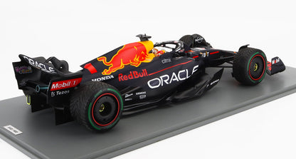RED BULL | F1 RB18 TEAM ORACLE RED BULL RACING N 1 CHAMPION DU MONDE VAINQUEUR GP JAPAN AVEC PIT BOARD 2022 MAX VERSTAPPEN | MATT BLUE YELLOW