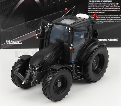 Modèle réduit de tracteur Valtra noir avec cabine détaillée et gros pneus, disponible chez Vroomi collectible cars