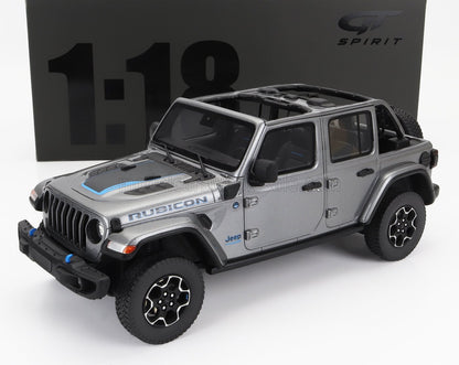 Modèle réduit de Jeep Rubicon à l'échelle 1:18, avec toit ouvert, détails noirs et pneus tout-terrain, disponible sur Vroomi.