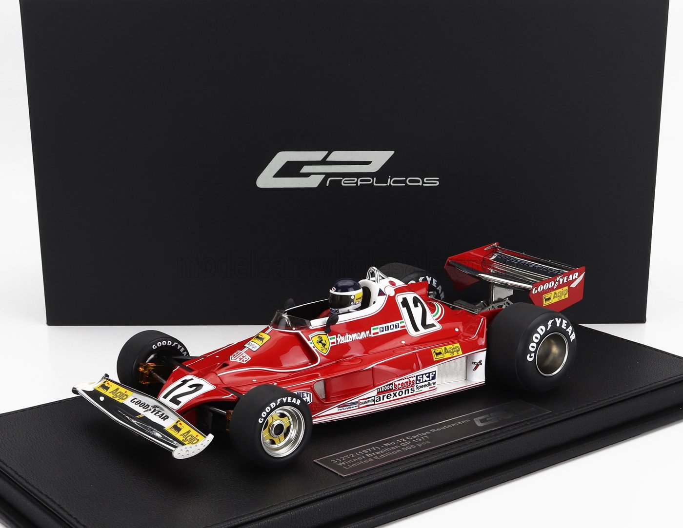 Modèle réduit de Ferrari 312T2 1977 de Formule 1 par GP Replicas dans son écrin, disponible sur Vroomi