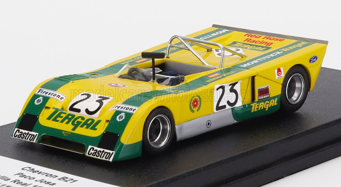 Modèle réduit de voiture de course Chevron B21 jaune et verte avec le numéro 23, disponible sur Vroomi