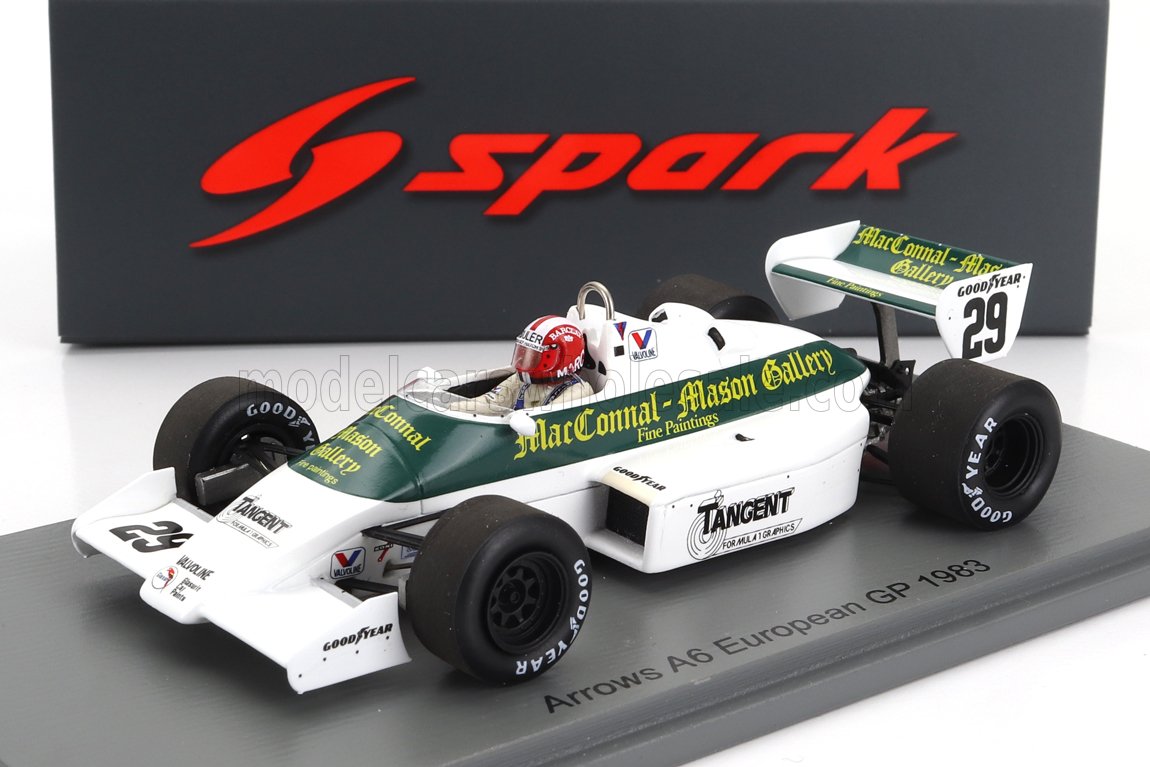 Modèle réduit détaillé de la voiture de course Arrows blanche et verte du Grand Prix d'Europe 1983, disponible chez Vroomi.
