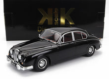 Modèle réduit classique Black Jaguar V8 avec détails chromés, présenté dans une boîte KK Scale, disponible sur Vroomi.