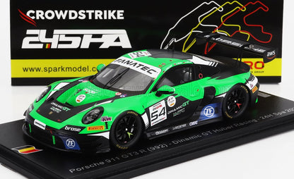 Modèle réduit Porsche 911 GT3 R vert et noir de Dinamic GT, présenté avec le logo 24H Spa et disponible sur Vroomi.