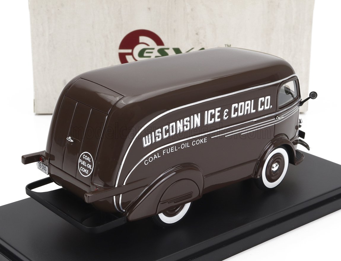 Modèle vintage de camionnette de livraison Brown Wisconsin Ice & Coal Co. avec pneus à flancs blancs, disponible sur Vroomi.