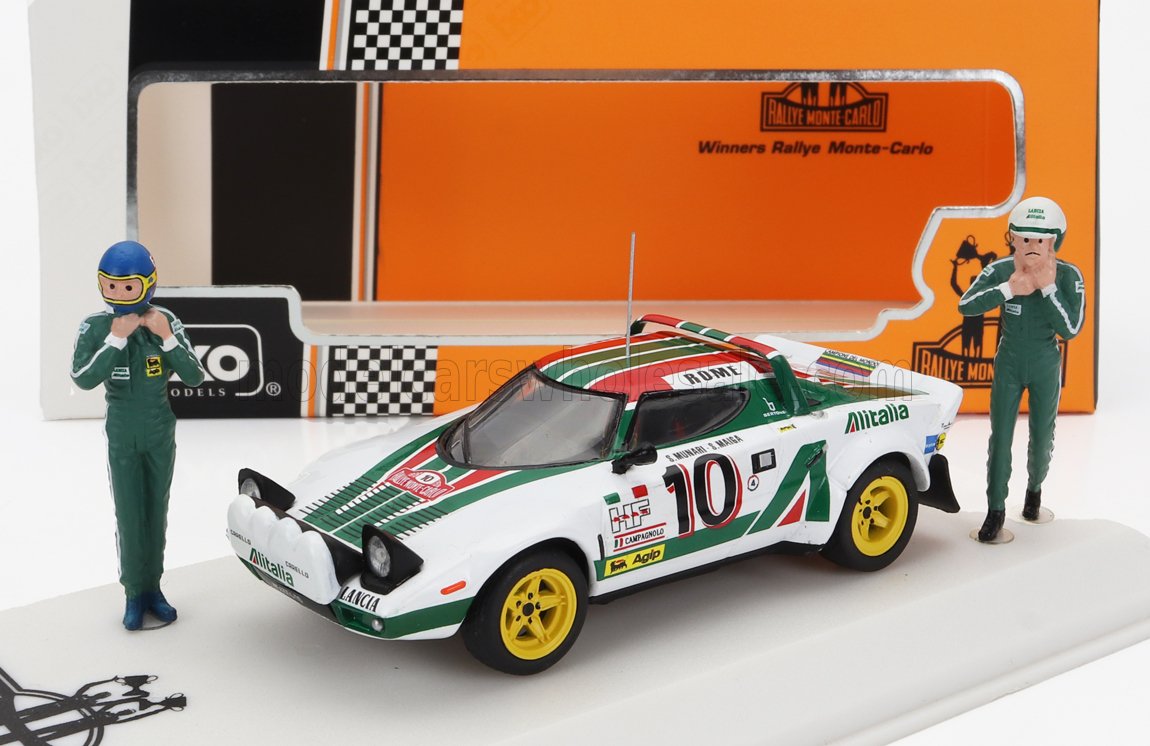 Modèle réduit de voiture de rallye Lancia Stratos avec pilotes en combinaison verte, édition Rallye Monte Carlo, disponible sur Vroomi