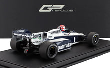 BRABHAM - F1 BT53 PARMALAT N 1 2e GP D'AUTRICHE (avec figurine de pilote) 1984 NELSON PIQUET - BLANC BLEU - Vroomi