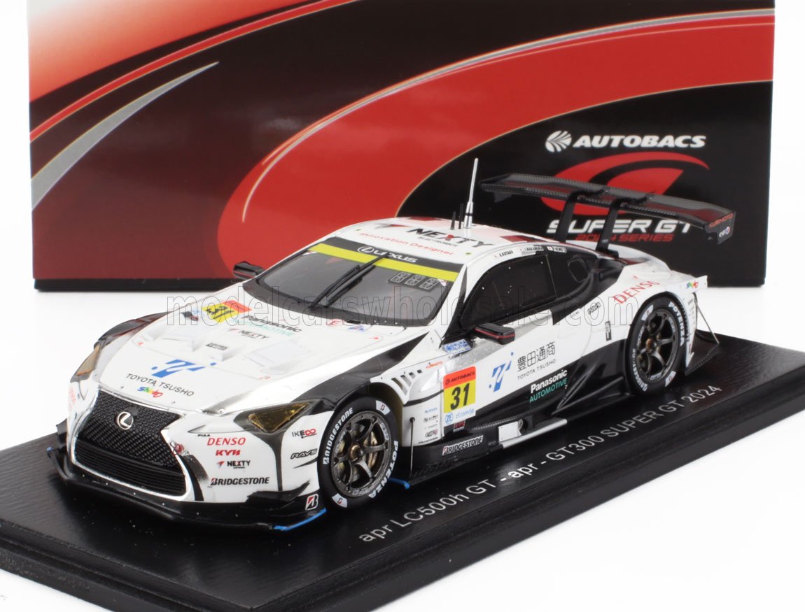 Modèle réduit de la voiture de course Lexus apr LC500h GT300 Super GT 2024 avec sponsors, présenté sur Vroomi.