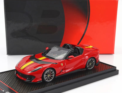 FERRARI | 812 COMPETIZIONE A SPIDER 2022 - ROUES ARGENTÉES | ROSSO CORSA 322