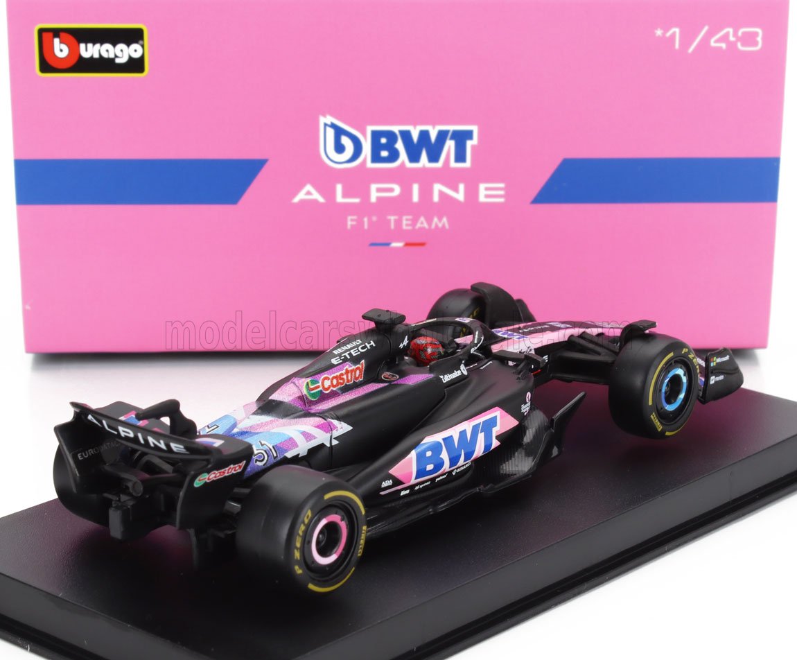 Modèle réduit de voiture BWT Alpine à l'échelle 1:43, avec un design rose et noir, sur un socle d'exposition, proposé sur Vroomi.