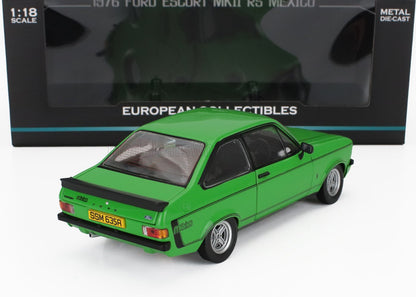 Modèle réduit de voiture Ford Escort MKII RS Mexico à l'échelle 1:18, couleur verte, à collectionner, disponible chez Vroomi.