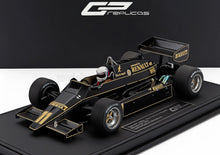 LOTUS - F1  93T RENAULT N 11 GP DE MONACO (avec figurine de pilote) 1983 ELIO DE ANGELIS - BLACK GOLD