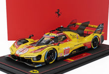 FERRARI - 499P 3.0L TURBO V6 TEAM AF CORSE N  83 24h LE MANS 2024 ROBERT KUBICA - ROBERT SHWARTZMAN - YIFEI YE - CON VETRINA - AVEC VITRINE - JAUNE ROUGE
