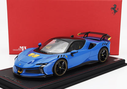 FERRARI - SF90 XX STRADALE 2024 - CON VETRINA - WITH SHOWCASE - AZZURRO DINO - BLUE YELLOW BLACK