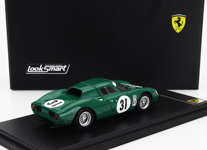Modèle réduit de voiture de course vintage Ferrari verte n° 31 par Looksmart, présenté sur un socle noir avec le logo Ferrari, disponible sur Vroomi.