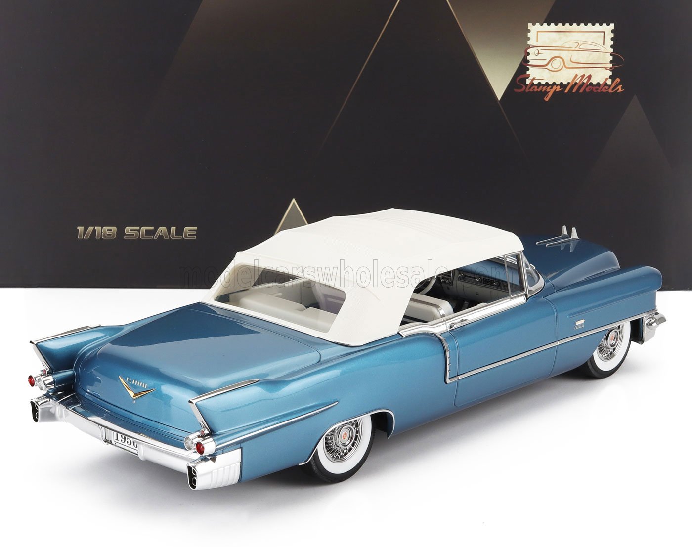 CADILLAC - ELDORADO BIARRITZ CABRIOLET FERMÉ 1956 - BLEU BAHAMA - Vroomi