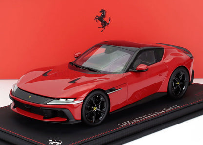 FERRARI - COUPÉ 12 CYLINDRES V12 830 ch 2024 - AVEC VITRINE - ROSSO CORSA - ROUGE