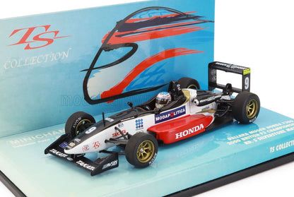 Modèle réduit 2000 British F3 Silverstone de TS Collection, avec le logo Honda, disponible chez Vroomi.