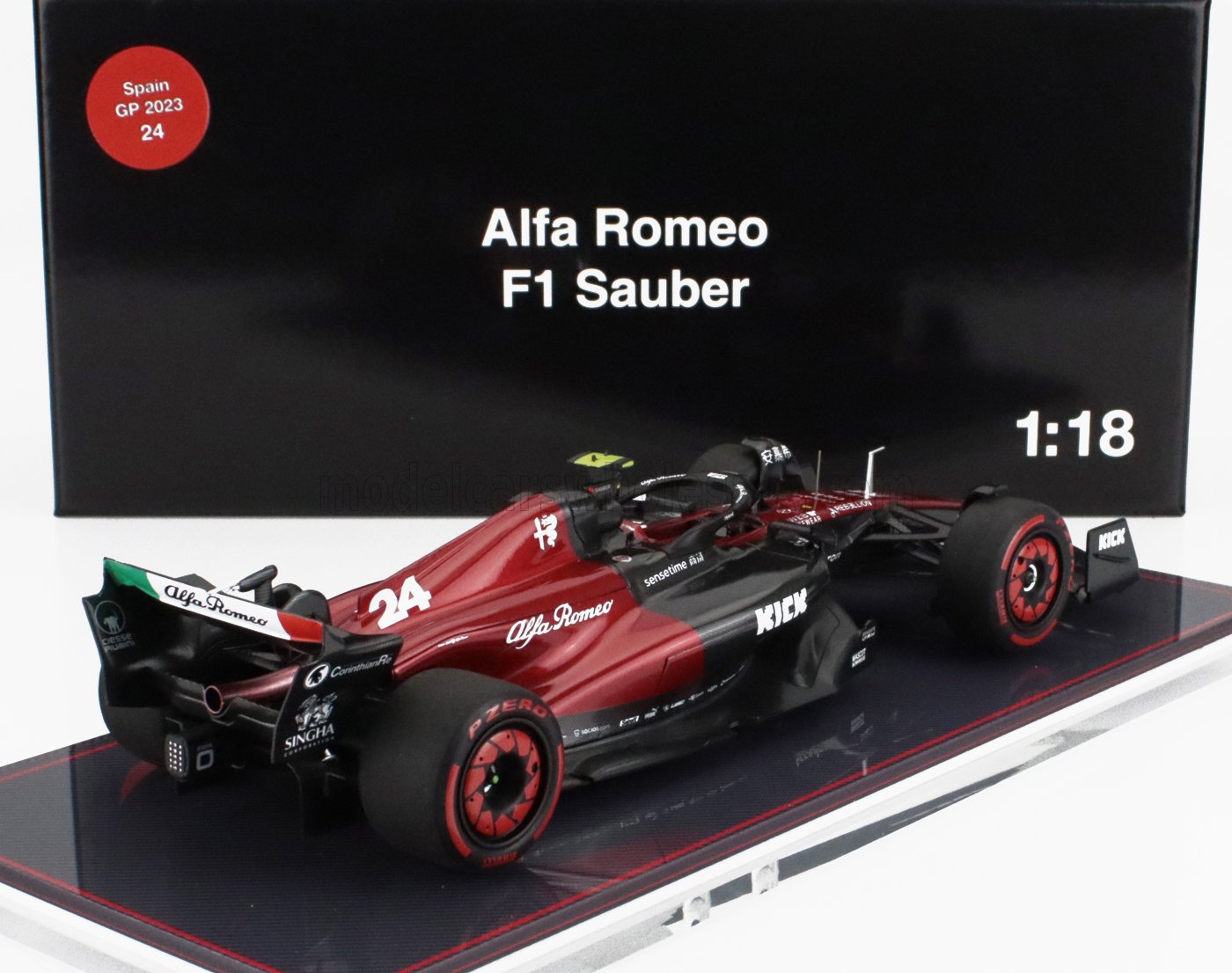 Modèle réduit Alfa Romeo F1 Sauber 2023 GP d'Espagne à l'échelle 1:18, disponible chez Vroomi