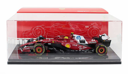 Modèle réduit Ferrari F1 sous cloche, disponible à la commande chez Vroomi