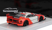 Modèle réduit de voiture de course Ferrari F40 rouge et blanche par Tecnomodel , présenté sur un socle blanc, proposé sur Vroomi.