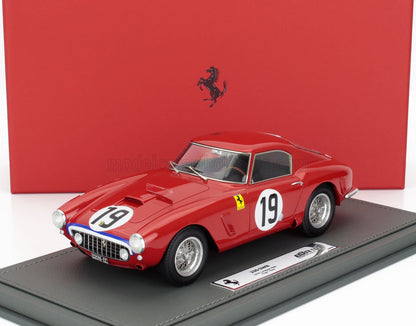 FERRARI - 250GT SWB 3,0 L V12 TEAM N.A.R.T. NORTH AMERICAN RACING N 19 24h LE MANS 1960 ED HUGUS - AUGIE PABST - CON VETRINA - AVEC VITRINE - ROUGE