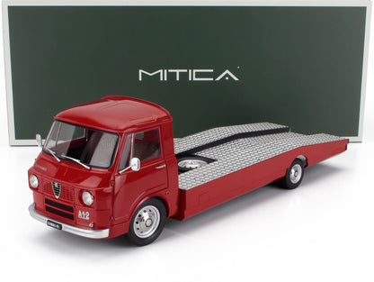 Modèle réduit de camion à plateau Alfa Romeo A12 rouge avec plateau en tôle larmée argentée, présenté avec son emballage Mitica, disponible sur Vroomi.