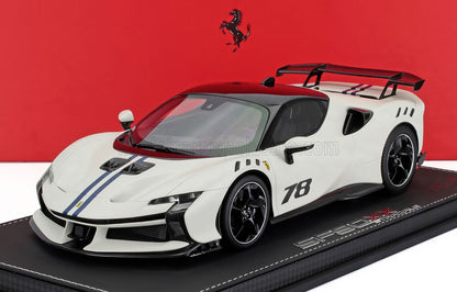 FERRARI - SF90 XX STRADALE N 78 2024 - AVEC VITRINE - BIANCO ITALIA OPACO - BLANC MAT NOIR