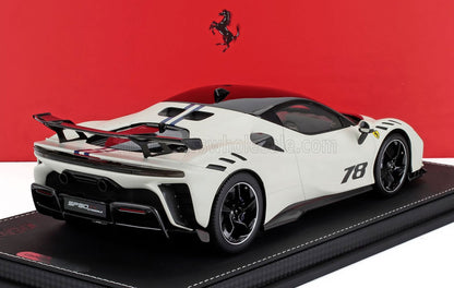 FERRARI - SF90 XX STRADALE N 78 2024 - AVEC VITRINE - BIANCO ITALIA OPACO - BLANC MAT NOIR