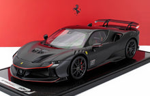 FERRARI - SF90 XX STRADALE N 16 VOITURE PERSONNELLE CHARLES LECLERC 2024 - AVEC VITRINE - NOIR MAT ROUGE