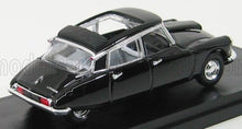 CITROEN - DS19 - 6 CYLINDRES - 6 CILINDRI - 1960 - BLACK