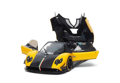 PAGANI ZONDA CINQUE ROADSTER DIECAST FULL OPEN GIALLO GINEVRA - PACK SPÉCIAL - Vroomi