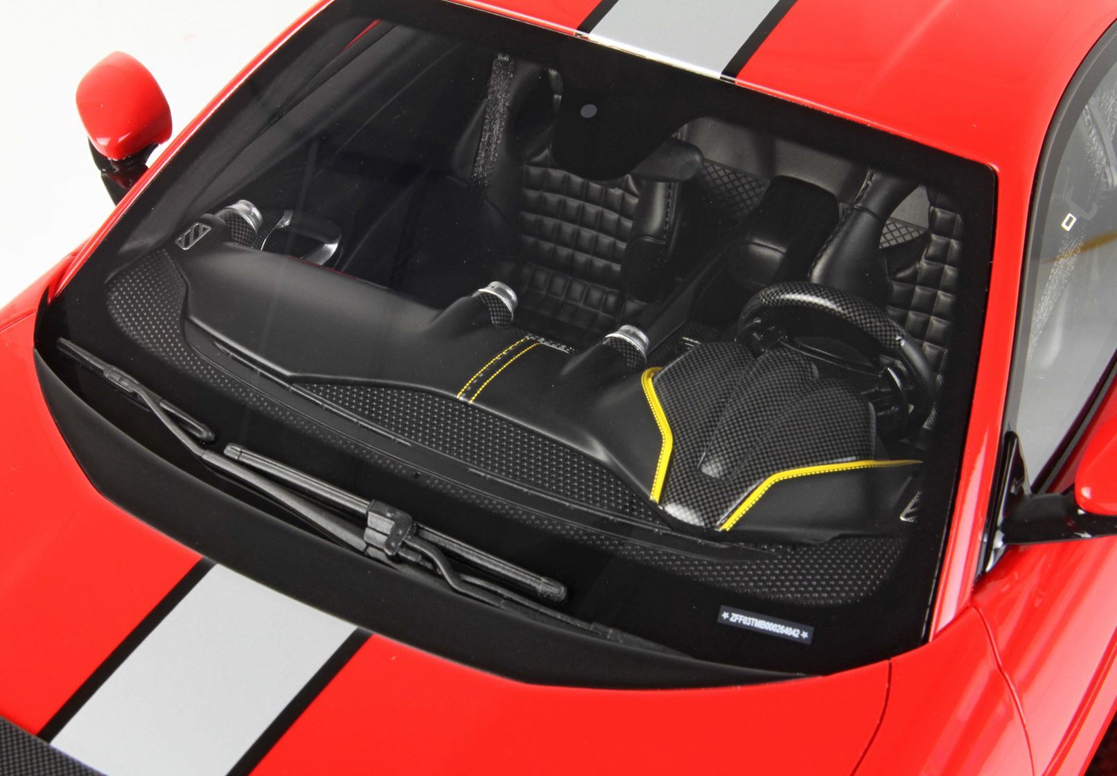 FERRARI 812 COMPETIZIONE SILVER STRIPE ROSSO CORSA 322 - Vroomi