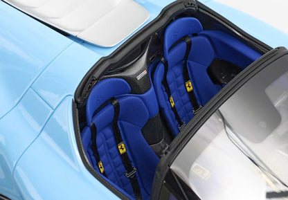 FERRARI DAYTONA SP3 SÉRIE ICONA TOIT OUVERT AZUR LA PLATA - Vroomi