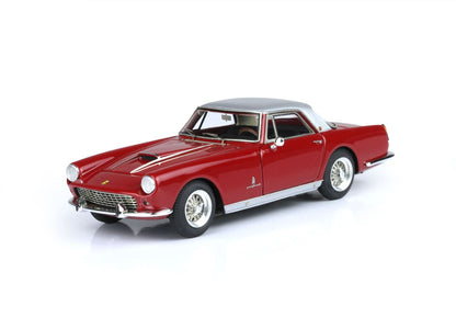 Modèle réduit classique Ferrari rouge et argent avec roues à rayons, disponible sur la plateforme Vroomi.