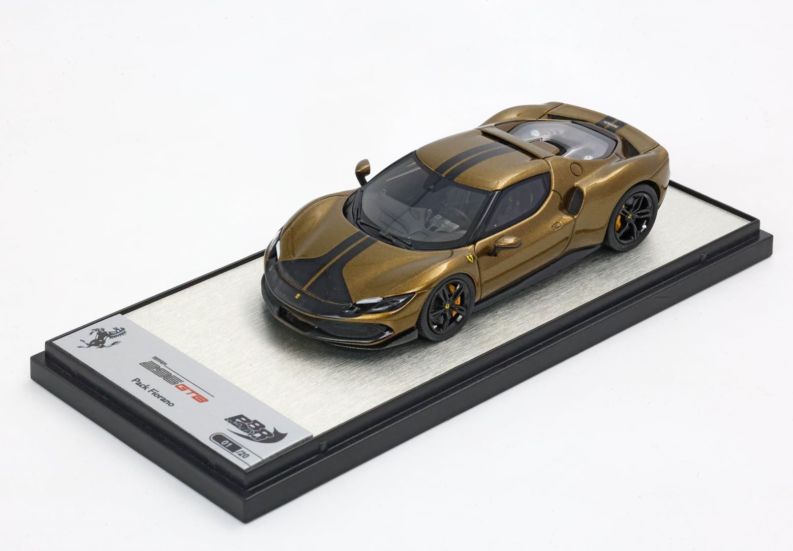 FERRARI 296 ASSETTO FIORANO VERDE VOLTERRA LUCIDO E CAPPELLINO - Vroomi