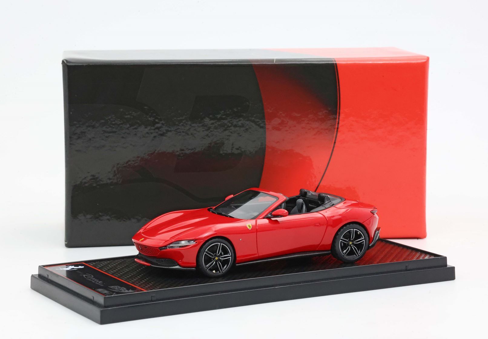 FERRARI ROMA SPIDER JANTES NOIRES ROSSO CORSA 322 - Vroomi