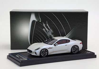MASERATI GRANTURISMO FOLGORE 2023 BIANCO AUDACE - Vroomi