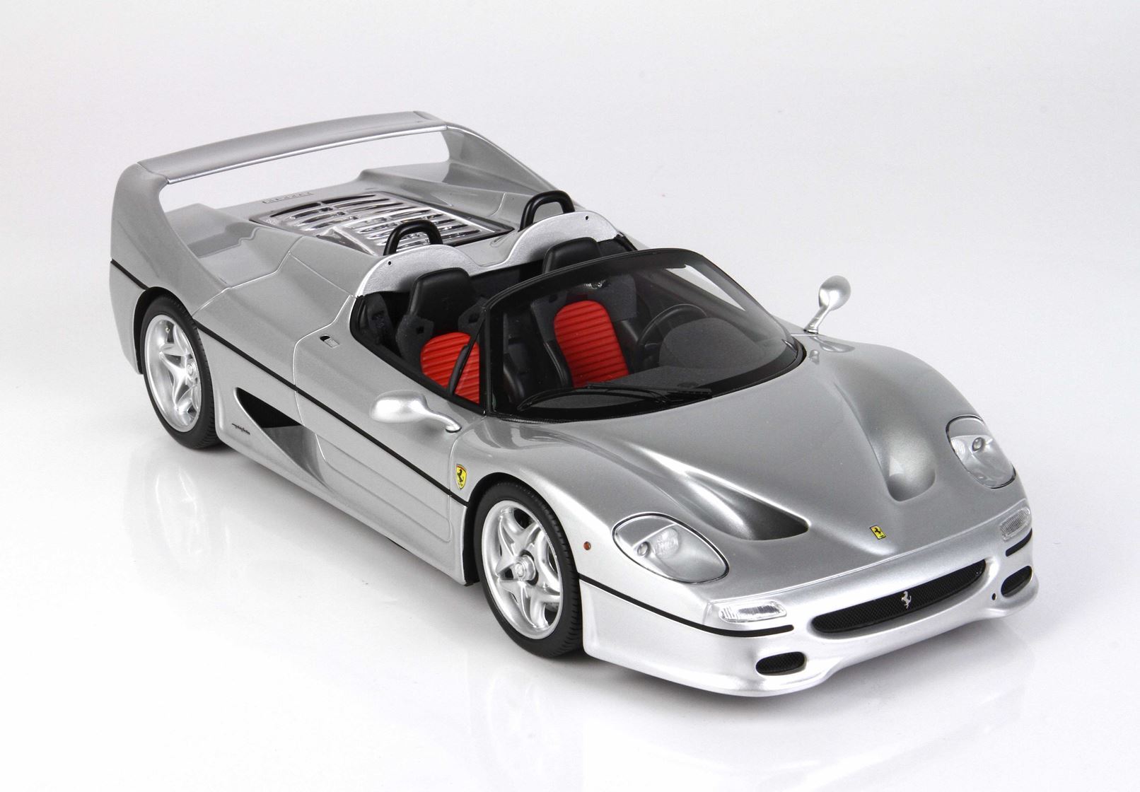 FERRARI F50 COUPÉ 1995 VERSION SPIDER ARGENTO NURBURGRING METALLIZZATO - Vroomi