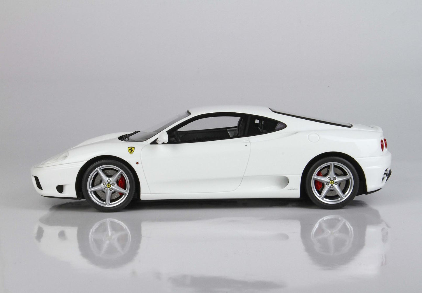 FERRARI 360 MODENA - BOÎTE DE VITESSES MANUELLE BLANC BRILLANT AWUS - Vroomi