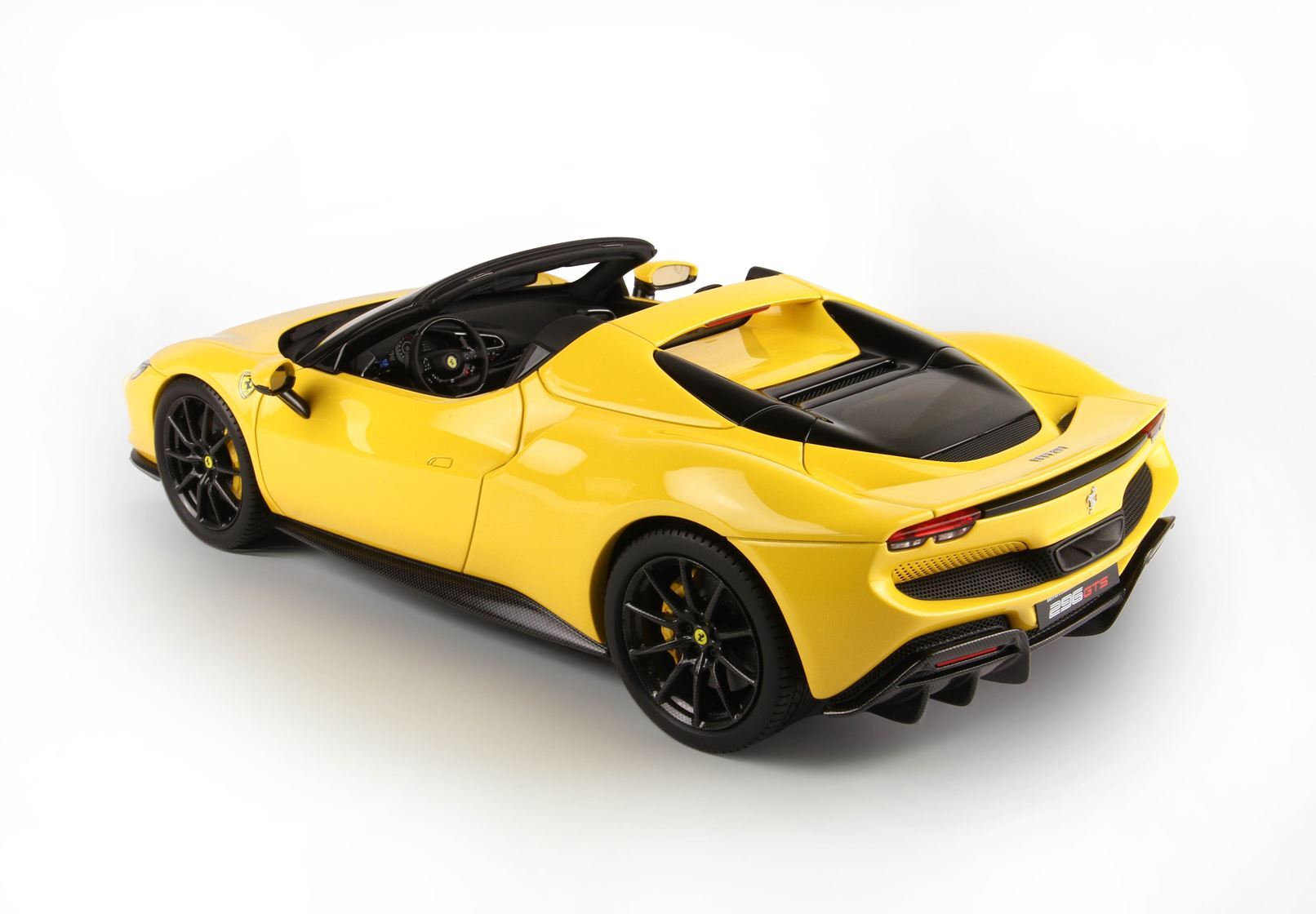 FERRARI 296 GTS GIALLO MODENA - Vroomi