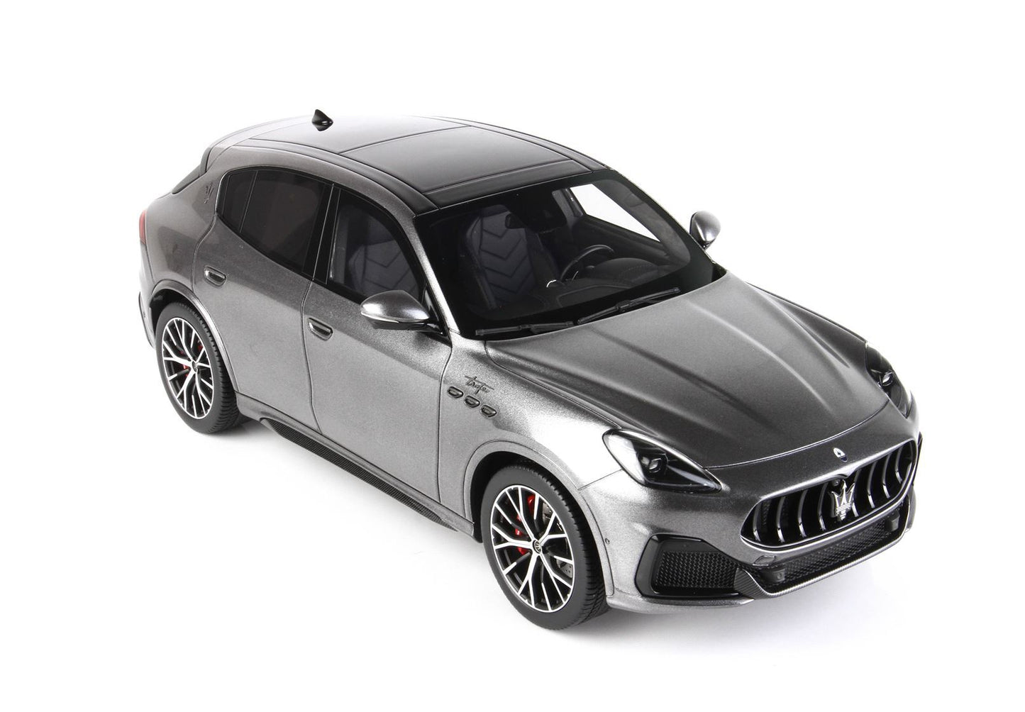 MASERATI GRECALE TROFEO GRIGIO LAVA - Vroomi