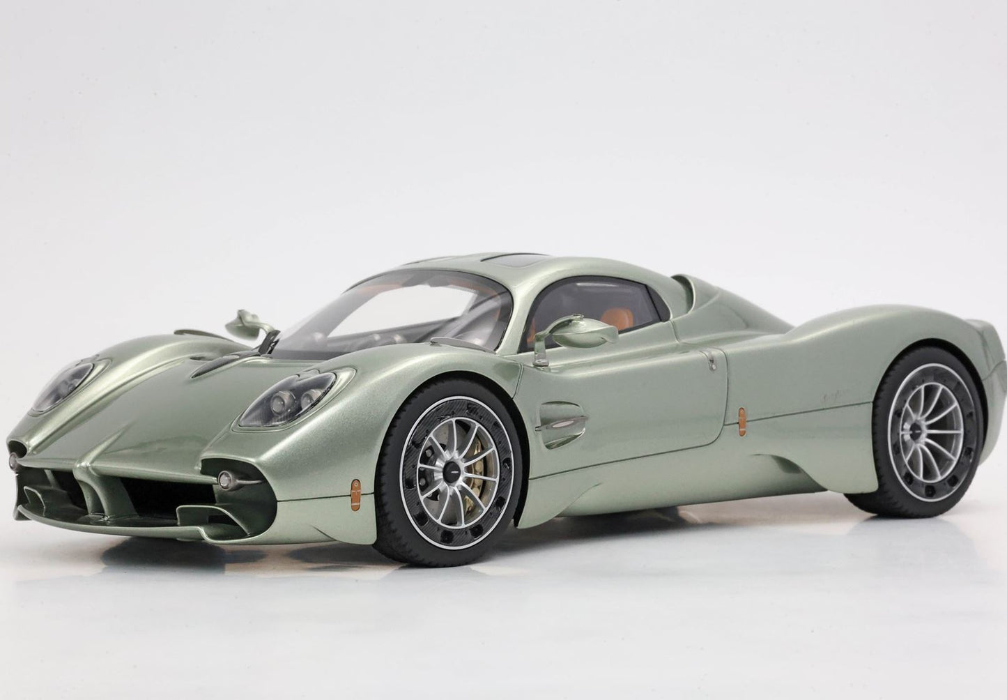 PAGANI UTOPIA VERDE PAMPA - Vroomi