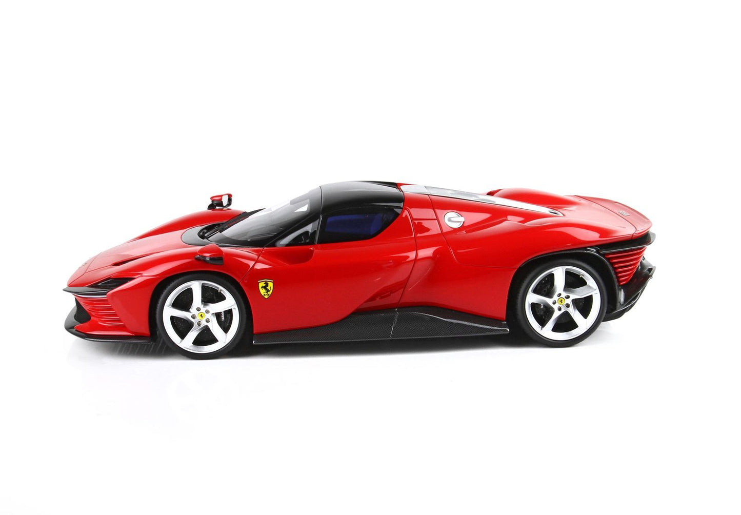 FERRARI DAYTONA SP3 ICONA SERIES TETTO CHIUSO - ROSSO CORSA 322 - Vroomi