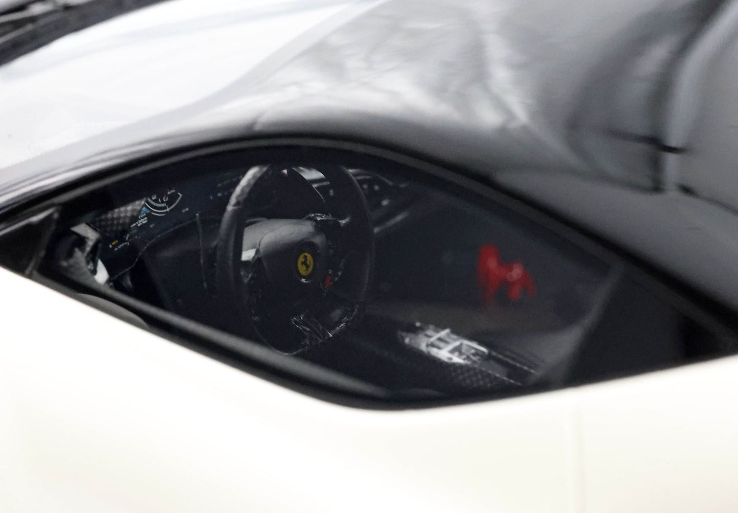 FERRARI SF90 XX STRADALE BIANCO ITALIA OPACO N.78 - Vroomi