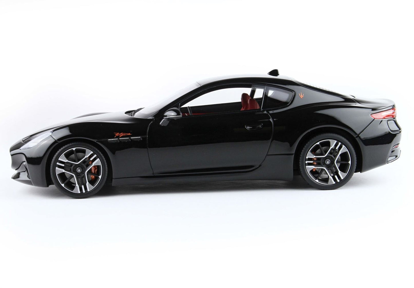 MASERATI GRANTURISMO FOLGORE 2023 NERO ASSOLUTO - Vroomi