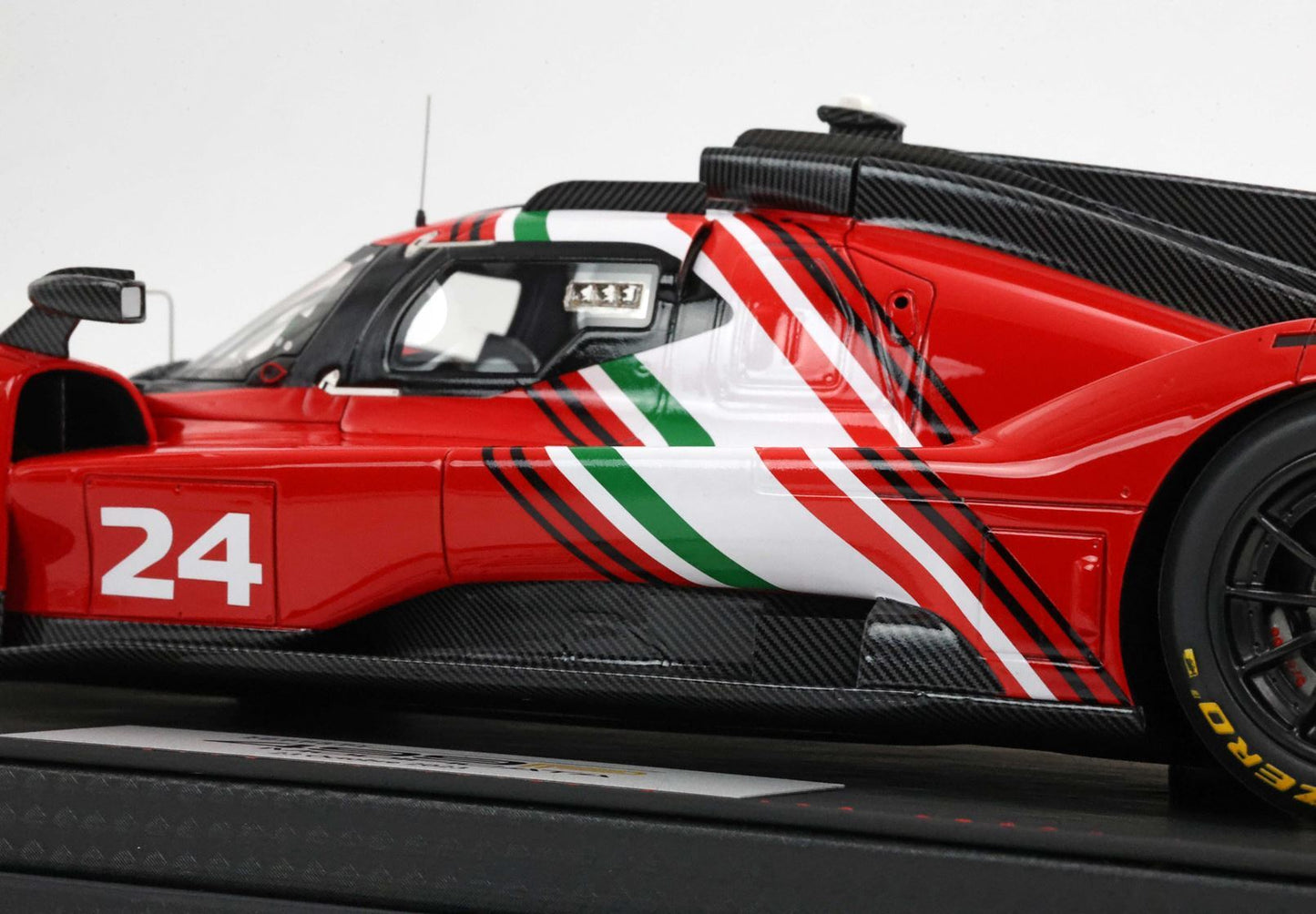 FERRARI 499P MODIFICATA VERSION DE LANCEMENT 2023 - Vroomi